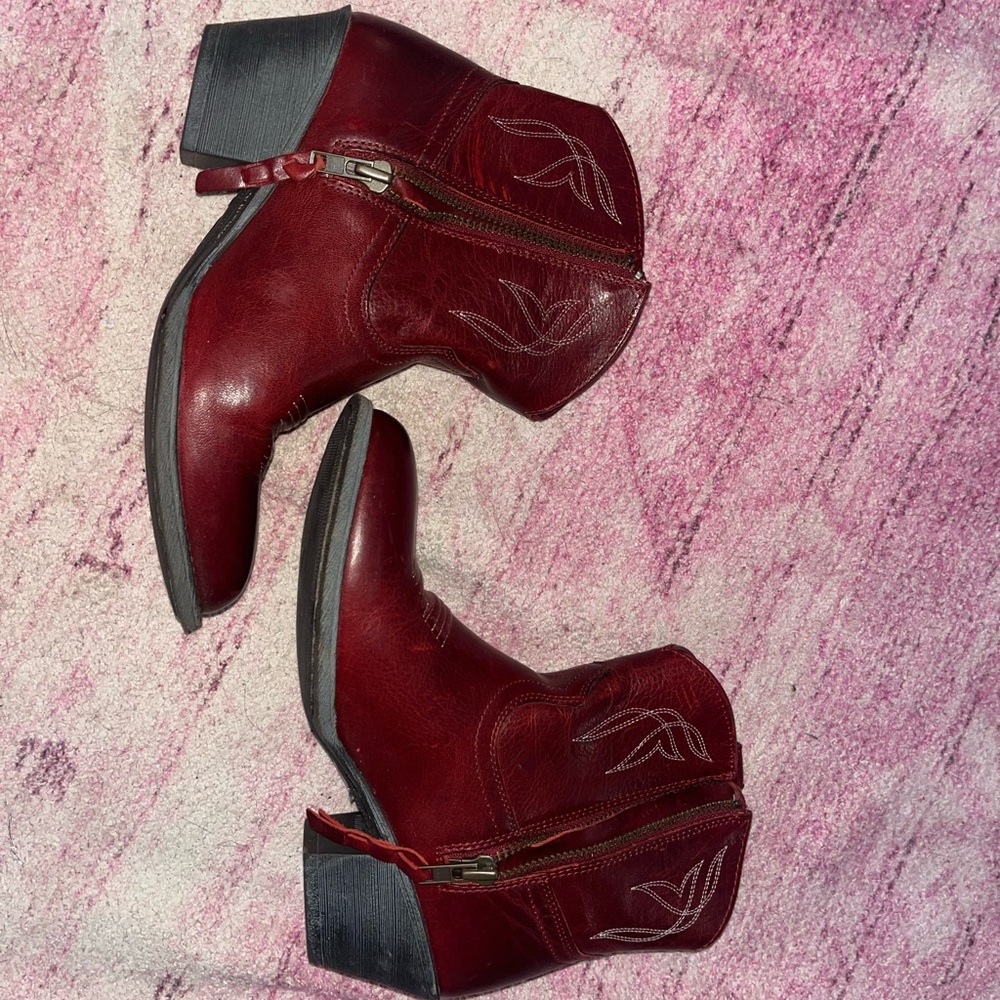 Red Ariat Boots